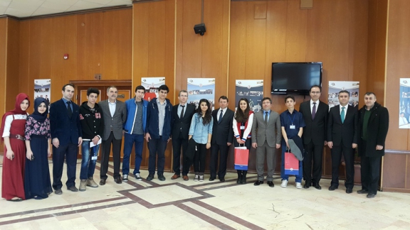 Türkiye Bilimsel Ve Teknolojik Araştırma Kurumu (TÜBİTAK) 46. Ortaöğretim Araştırma Projeleri Yarışmasında Amasyadan İki Öğrencimiz Birincilik,  Bir Öğrencimiz de Üçüncülük Elde Etti