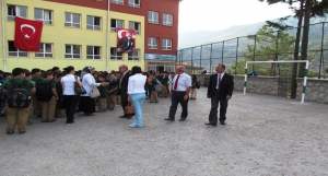 İl Milli Eğitim Müdürü Dr. Hüseyin GÜNEŞ Cumhuriyet Ortaokulunu Ziyaret etti