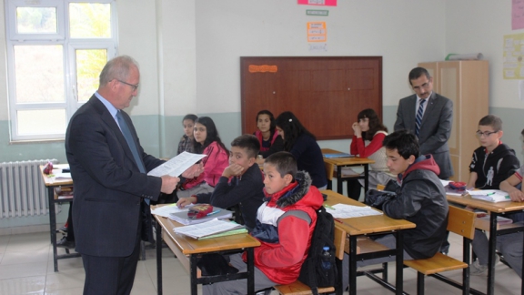 İl Milli Eğitim Müdürü Dr. Hüseyin GÜNEŞ İlyas İlk ve Ortaokulunu Ziyaret Etti