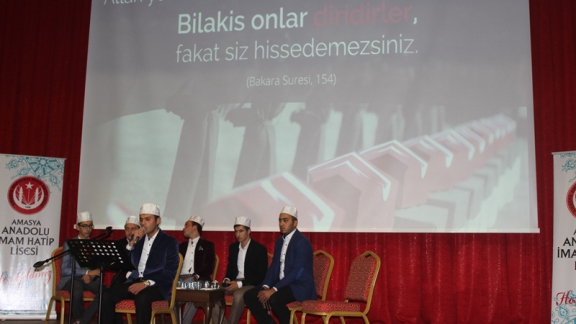 Amasya Anadolu İmam Hatip Lisesi 15 Temmuz Şehitlerini Anma Programı Düzenledi