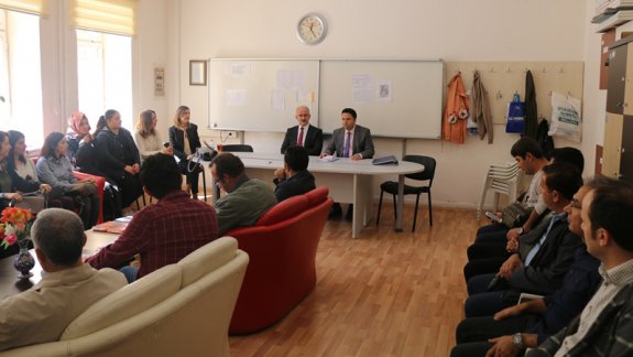 Plevne Ortaokulu Öğretmenler Kurulu Toplantısı Yapıldı