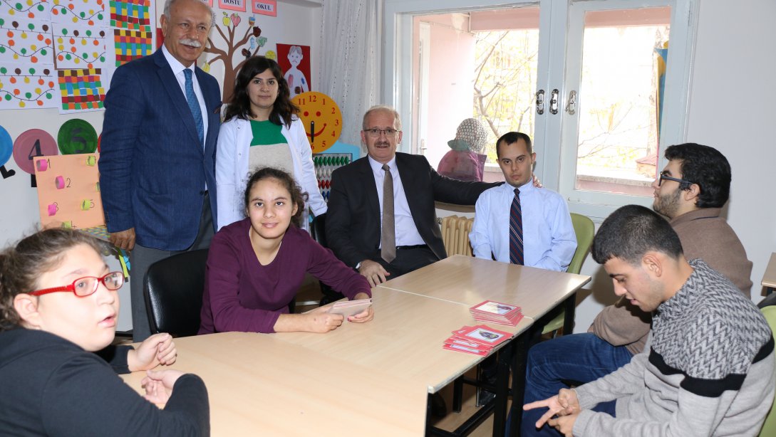 İl Milli Eğitim Müdürü Dr. Hüseyin GÜNEŞ, Şehzade Özel Eğitim İş Uygulama Merkezini Ziyaret Etti