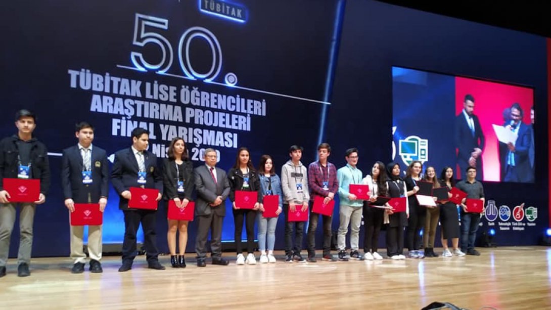 İlimizin Okulları, TÜBİTAK 50. Lise Öğrencileri Araştırma Projeleri Yarışması Ankara Türkiye Finalinde Toplam 2 Derece Alarak Büyük Başarılara İmza Attılar