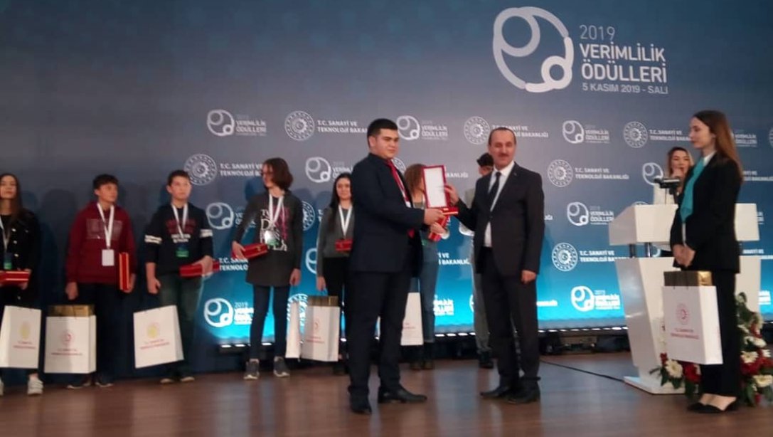 Macit Zeren Fen Lisesi Sanayi ve Teknoloji Bakanlığı Verimlilik Temalı Fikir Yarışmasında 3.Kez Türkiye Birincisi Oldu