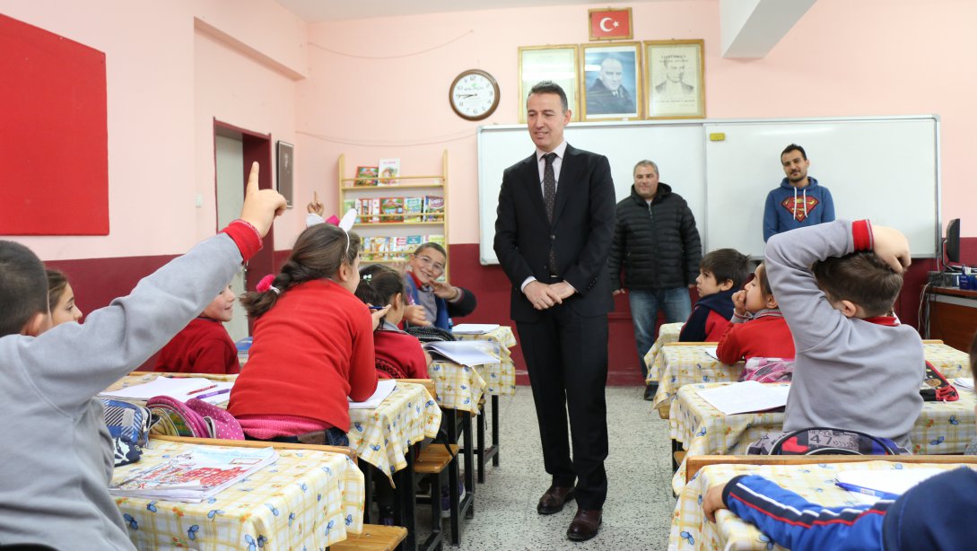 İl Millî Eğitim Müdürümüz Uygur Şehit Eraslan Güngör Ortaokulunu Ziyaret Etti