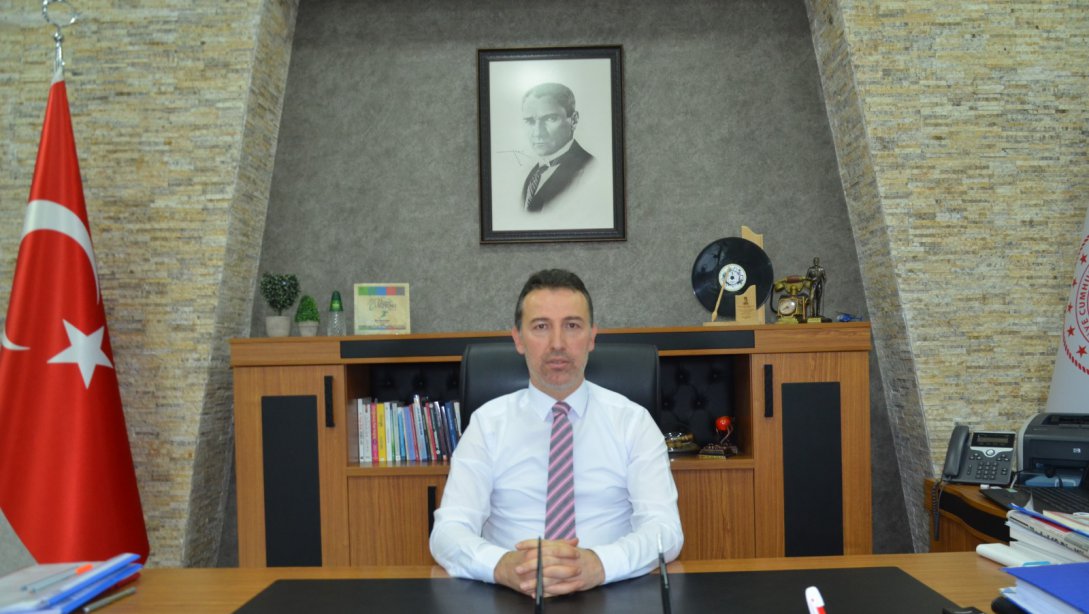 Amasya İl Millî Eğitim Müdürü Doç. Dr. İlker Kösterelioğlu'nun 19 Mayıs Atatürk'ü Anma, Gençlik ve Spor Bayramı Kutlama Mesajı