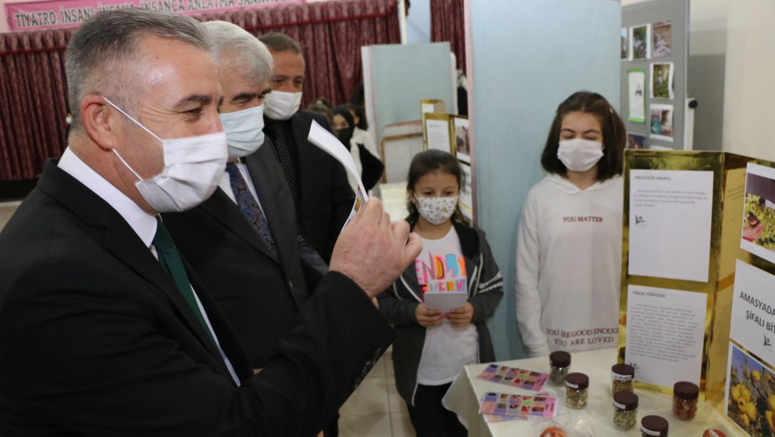 İl Müdürümüz Ömer COŞKUN, Ziyaret Ortaokulu TÜBİTAK 4006 Bilim Fuarı açılışını gerçekleştirdi.