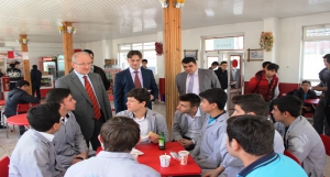 İl Milli Eğitim Müdürü Dr. Hüseyin GÜNEŞ den Mesleki ve Teknik Anadolu Lisesine Ziyaret