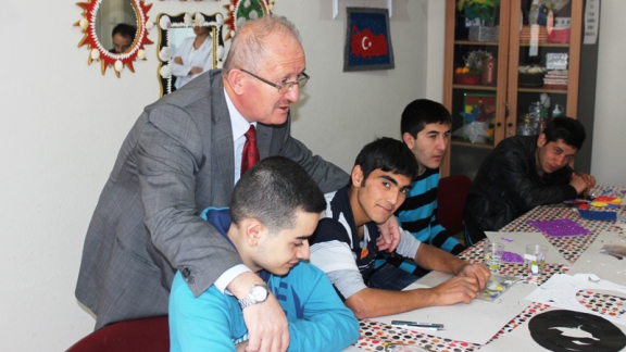 İl Milli Eğitim Müdürü Dr. Hüseyin GÜNEŞ den Osman Yıldırım Özel Eğitim ve Mesleki Eğitim Merkezine Ziyaret