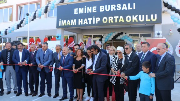 Taşova Emine Bursalı İmam Hatip Ortaokulunun Açılış Töreni Gerçekleşti