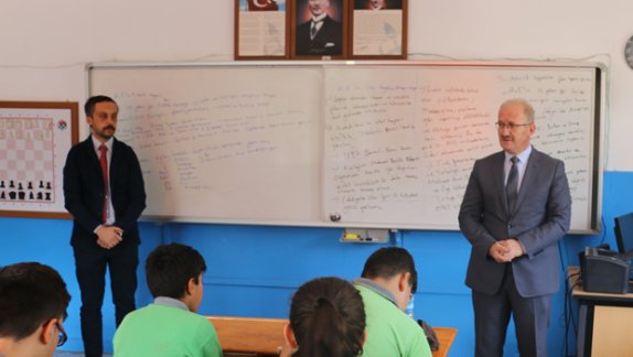 İl Milli Eğitim Müdürümüz Dr. Hüseyin GÜNEŞ, Tuğgeneral Hikmet Akıncı İlk-Ortaokulunu Ziyaret Etti