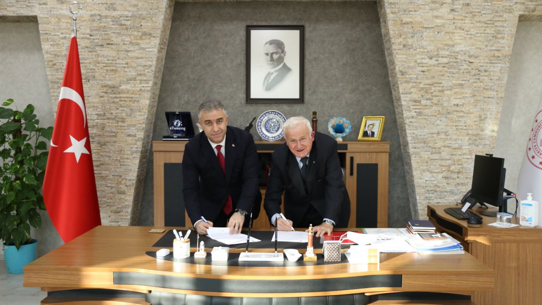 İl Milli Eğitim Müdürlüğümüz ve Türk Böbrek Vakfı arasında protokol imzalandı.