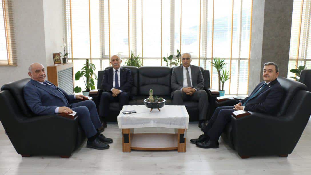 AK Parti Amasya Milletvekili Sn. Mustafa Levent KARAHOCAGİL, İl Millî Eğitim Müdürümüze Ziyaretinde Bulundu.