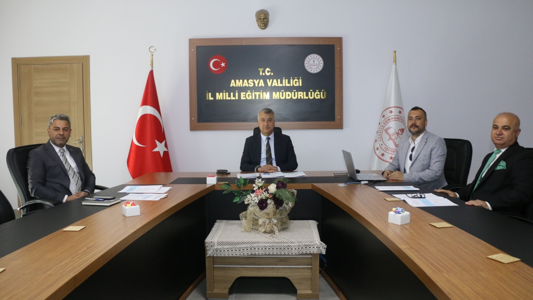 İL MİLLÎ EĞİTİM MÜDÜRÜMÜZ BAŞKANLIĞINDA, AKADEMİK BECERİLERİN İZLENMESİ VE DEĞERLENDİRİLMESİ TOPLANTISI GERÇEKLEŞTİRİLDİ